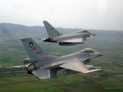 f16