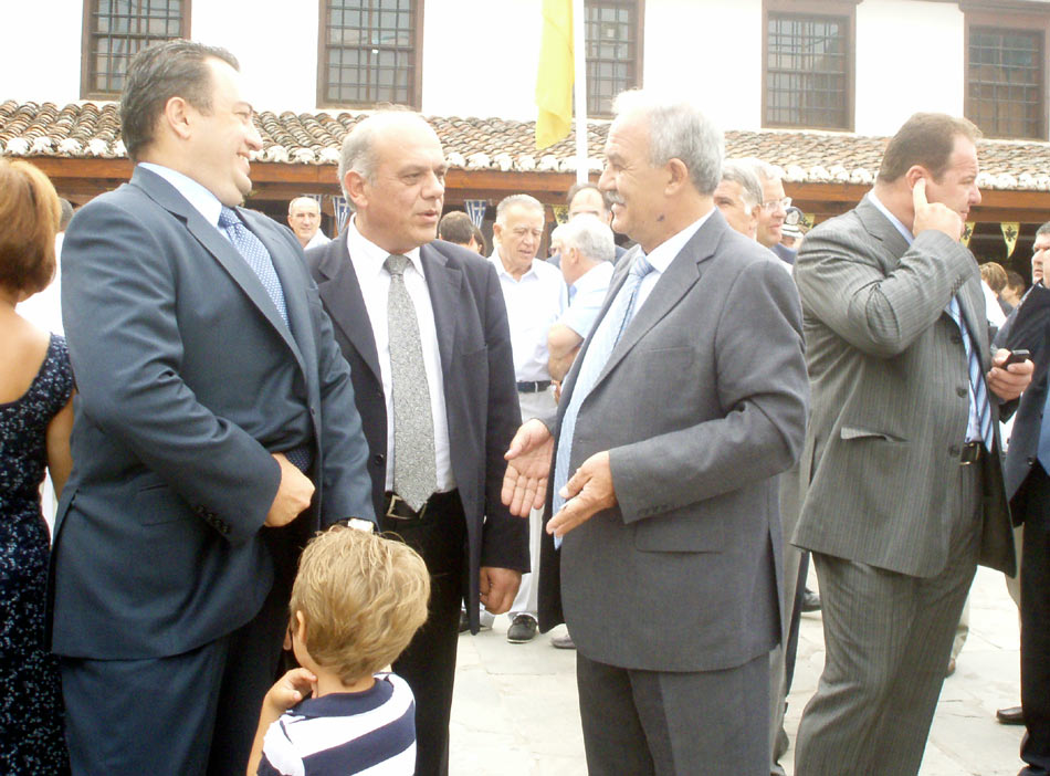 Επίσκεψη – αστραπή του πρωθυπουργού στην Κομοτηνή για επιθεώρηση έργων και Συνέδριο Θρακών