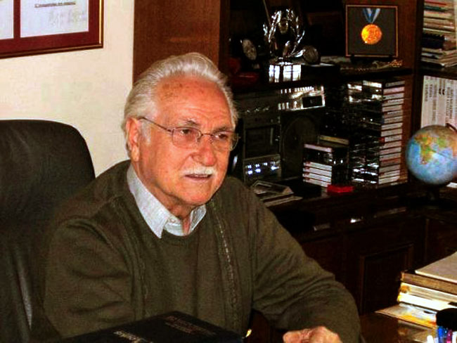 ΧΡΟΝΗΣ ΑΗΔΟΝΙΔΗΣ – ΝΕΚΤΑΡΙΑ ΚΑΡΑΝΤΖΗ: “ΑΦΡΑΣΤΟΝ ΘΑΥΜΑ”