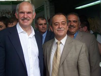ΣΤΗΝ ΙΔΙΑ ΠΤΗΣΗ Ο ΑΧΜΕΤ ΧΑΤΖΗΟΣΜΑΝ ΚΑΙ Η…;
