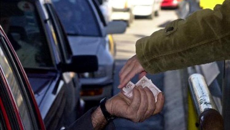 “ΑΠΑΡΑΔΕΚΤΕΣ ΟΙ ΤΙΜΕΣ ΤΩΝ ΔΙΟΔΙΩΝ”