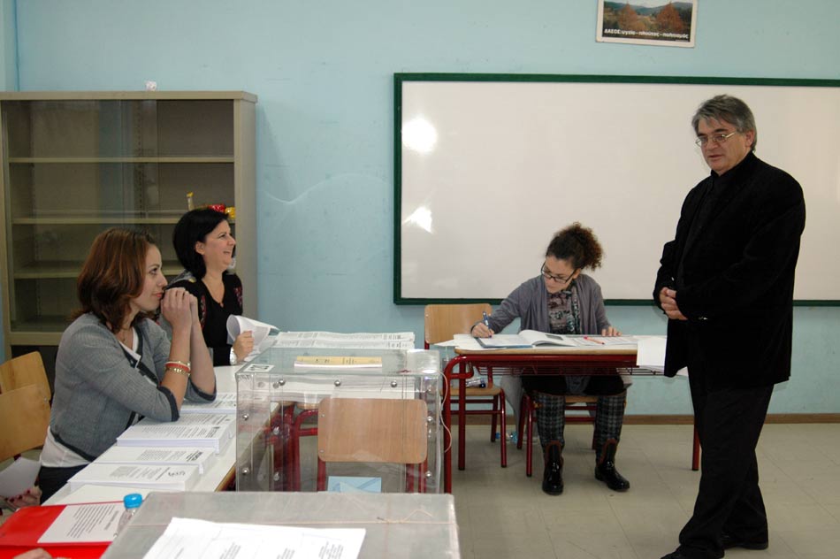 “ΕΙΜΑΣΤΕ ΠΟΛΙΤΕΣ, ΟΧΙ ΨΗΦΟΦΟΡΟΙ”