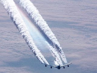 Αεροψεκασμοί – chemtrails: μας δολοφονούν από τον ουρανό;