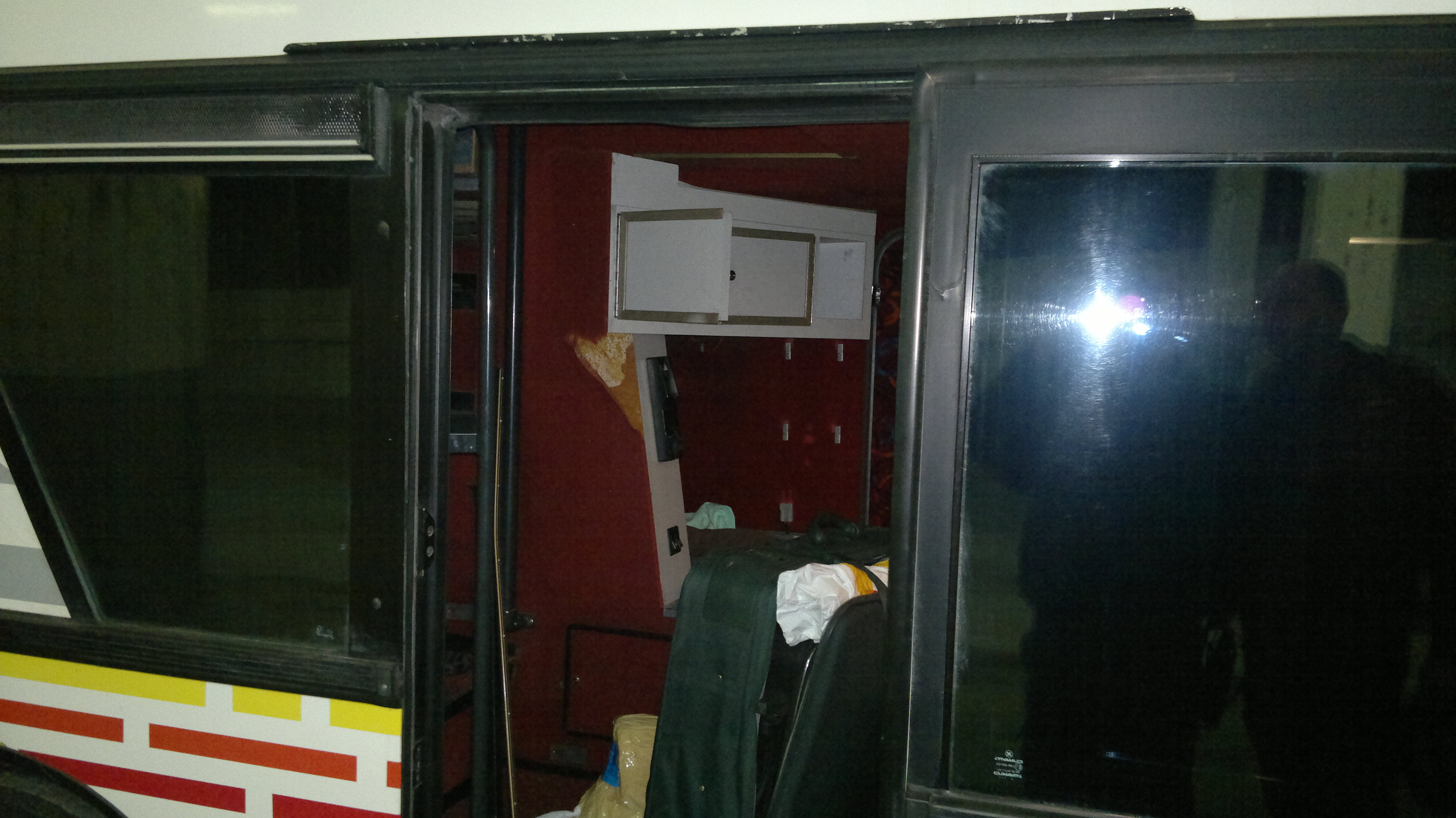 Συνελήφθησαν δύο (2)  διακινητές, οι οποίοι προωθούσαν στο εσωτερικό της χώρας με λεωφορείο πέντε (5) μη νόμιμους μετανάστες