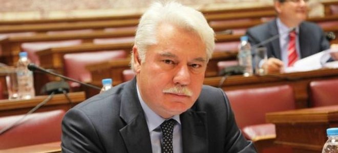 Μαγκούφης: Η οικογένεια Τσίπρα είχε δεσμούς με τη χούντα