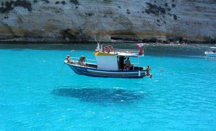 Θα ψηφίσω ΜΟΝΟ όποιον από το πρωί της Δευτέρας θα με αφήσει ήσυχο να διαχειριστώ την ζωή μου