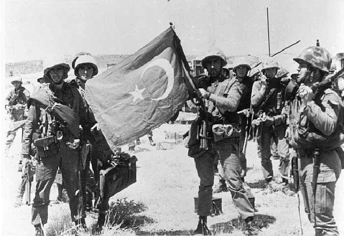Ο Αττίλας γίνεται σήμερα 38 ετών και την  βαριά ευθύνη της ενηλικίωσης  του, φέρουν οι …σύμμαχοί μας οι  Αμερικάνοι