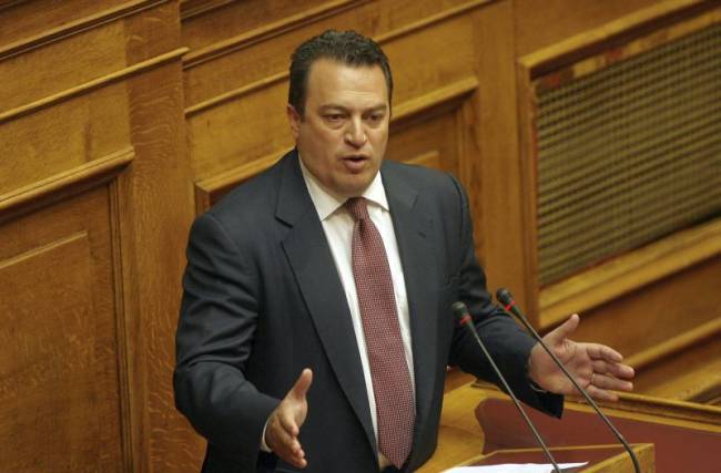 Υπέγραψε την απόφαση για τα επιδόματα των ηλικιωμένων ο Ευριπίδης Στυλιανίδης