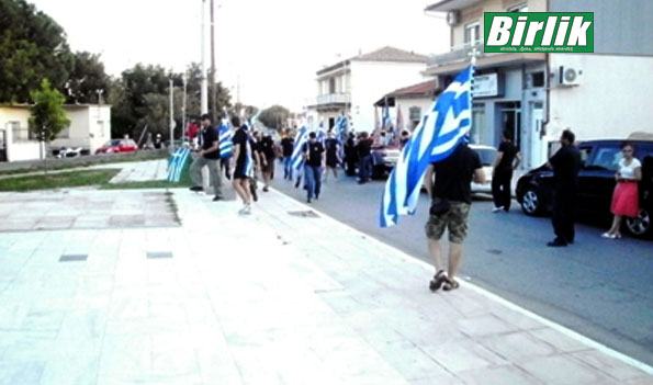 Μειονοτικές εφημερίδες απειλούν τους Χρυσαυγίτες: “Οι Τούρκοι της Δυτικής Θράκης κρατούν την αρχοντιά τους αλλά θα χυθεί αίμα”