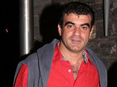 “Γερμανοτσολιάδες” βλέπει πίσω από την σύλληψή του ο Κώστας Βαξεβάνης – Η άποψη του Μάκη Τριανταφυλλόπουλου
