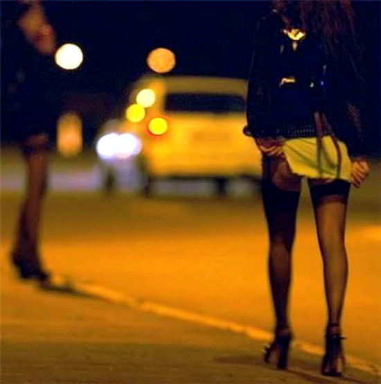 Κάνοντας δημοσιογραφία με όρους του υποκόσμου …στην Piazza Del Vizita