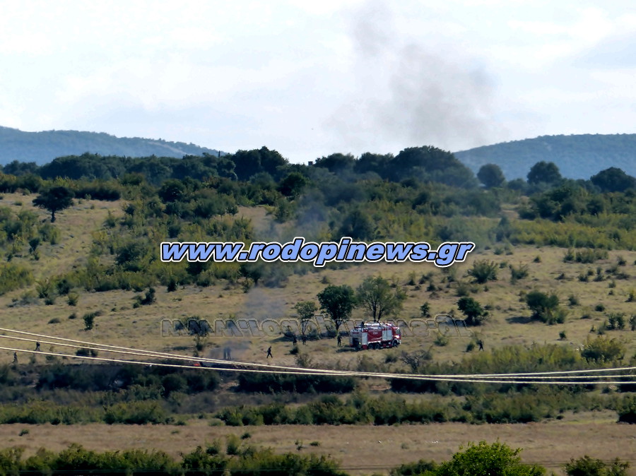 Πτώση μαχητικού αεροσκάφους στην Κομοτηνή (ΦΩΤΟΡΕΠΟΡΤΑΖ – ΒΙΝΤΕΟ)