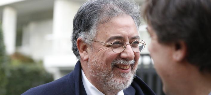 Γιάννης Πανούσης: Να φύγουν κάγκελα από Βουλή και κλούβες από Εξάρχεια