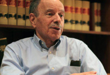 JAMES PETRAS: Ο ΥΠΟΝΟΜΟΣ ΤΟΥ ΔΝΤ
