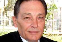 ΔΗΜΗΤΡΗΣ ΡΑΠΤΗΣ: Η ΔΙΑΦΟΡΑ ΒΛΑΚΕΙΑΣ ΚΑΙ ΗΛΙΘΙΟΤΗΤΑΣ