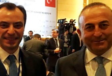 Ο ΑΧΜΕΤ ΝΤΑΒΟΥΤΟΓΛΟΥ ΣΥΣΤΗΣΕ ΣΤΟΝ ΑΛΕΞΗ ΤΣΙΠΡΑ ΤΟΝ ΕΠΙΧΕΙΡΗΜΑΤΙΑ ΛΕΒΕΝΤ ΣΑΔΗΚ