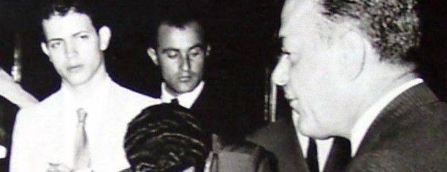 ΑΡΤΕΜΗΣ ΨΑΡΟΜΗΛΙΓΚΟΣ: ΟΤΑΝ Ο ΨΥΧΑΡΗΣ ΣΥΚΟΦΑΝΤΟΥΣΕ ΤΟΝ ΠΑΝΑΓΟΥΛΗ ΣΑΝ “ΟΡΓΑΝΟ ΦΑΣΙΣΤΙΚΩΝ ΚΥΚΛΩΝ”