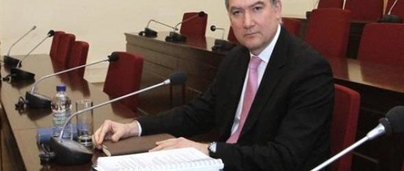 ΜΕ ΑΠΟΦΑΣΗ ΤΟΥ ΑΡΕΙΟΥ ΠΑΓΟΥ ΠΑΡΑΠΕΜΠΕΤΑΙ ΕΚ ΝΕΟΥ ΓΙΑ ΚΑΚΟΥΡΓΗΜΑ Ο ΓΕΩΡΓΙΟΥ ΤΗΣ “ΕΛΣΤΑΤ”