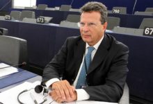 ΕΝΤΟΝΕΣ ΑΝΤΙΔΡΑΣΕΙΣ ΣΤΙΣ ΔΗΛΩΣΕΙΣ ΚΥΡΤΣΟΥ ΓΙΑ ΠΑΡΕΜΒΑΣΕΙΣ ΣΤΗΝ ΔΙΚΑΙΟΣΥΝΗ