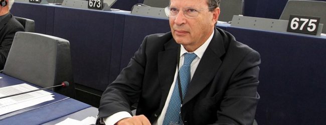 ΕΝΤΟΝΕΣ ΑΝΤΙΔΡΑΣΕΙΣ ΣΤΙΣ ΔΗΛΩΣΕΙΣ ΚΥΡΤΣΟΥ ΓΙΑ ΠΑΡΕΜΒΑΣΕΙΣ ΣΤΗΝ ΔΙΚΑΙΟΣΥΝΗ