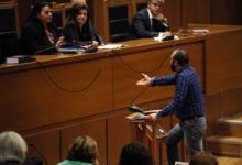 ΔΙΕΚΟΨΑΝ ΤΗΝ ΔΙΚΗ ΤΗΣ ΧΡΥΣΗΣ ΑΥΓΗΣ ΛΟΓΩ ΕΠΕΙΣΟΔΙΩΝ