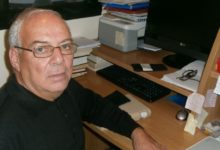 ΣΤΡΑΤΗΣ ΧΑΡΑΛΑΜΠΟΥΣ: ΚΥΒΕΡΝΗΣΗ ΚΑΙ ΑΝΤΙΠΟΛΙΤΕΥΣΗ ΟΦΕΙΛΟΥΝ ΝΑ ΠΡΟΕΤΟΙΜΑΣΟΥΝ ΤΟΝ ΛΑΟ