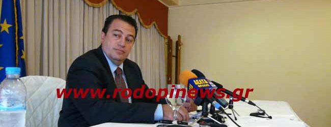 ΕΥΡΙΠΙΔΗΣ ΣΤΥΛΙΑΝΙΔΗΣ: Ο ΚΥΡΙΑΚΟΣ “ΕΓΚΛΩΒΙΣΜΕΝΟΣ” ΣΤΟ ΓΡΑΦΕΙΟ ΤΟΥ ΤΡΙΤΟΥ ΟΡΟΦΟΥ