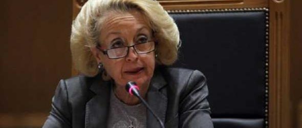 ΟΙ ΑΠΑΝΤΗΣΕΙΣ ΤΗΣ ΒΑΣΙΛΙΚΗΣ ΘΑΝΟΥ ΣΤΙΣ ΒΟΛΕΣ ΠΟΥ ΔΕΧΤΗΚΕ