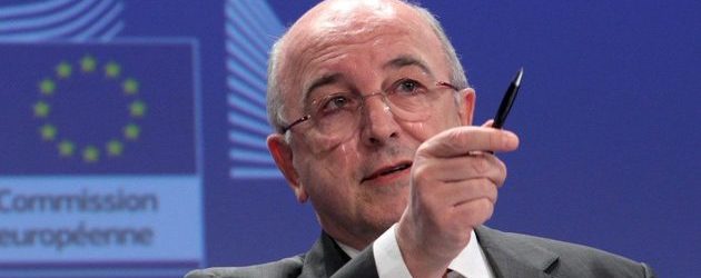 Ο ΚΑΡΑΜΑΝΛΗΣ ΚΑΤΕΣΤΡΕΨΕ ΤΗΝ ΟΙΚΟΝΟΜΙΑ ΤΗΣ ΕΛΛΑΔΑΣ ΛΟΓΩ ΑΝΙΚΑΝΟΤΗΤΑΣ, ΛΕΕΙ Ο ΑΛΜΟΥΝΙΑ