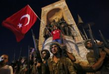 ΕΠΑΝΕΡΧΟΝΤΑΙ ΤΑ ΣΕΝΑΡΙΑ ΠΕΡΙ ΕΜΠΛΟΚΗΣ ΤΟΥ ΕΡΝΤΟΓΑΝ ΣΤΟ ΠΡΑΞΙΚΟΠΗΜΑ ΤΗΣ 15ης ΙΟΥΛΙΟΥ