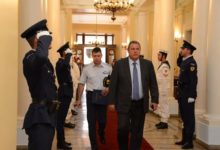 ΠΑΝΟΣ ΚΑΜΜΕΝΟΣ: ΑΛΗΘΙΝΟΙ ΣΥΜΜΑΧΟΙ ΟΙ ΑΜΕΡΙΚΑΝΟΙ, ΟΙ ΓΕΡΜΑΝΟΙ ΕΙΝΑΙ ΑΠΛΟΙ ΠΙΣΤΩΤΕΣ ΠΟΥ ΜΑΣ ΜΙΣΟΥΝ