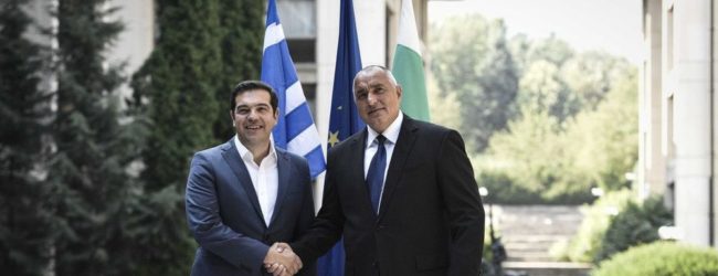 ΣΤΗΝ ΚΑΒΑΛΑ ΤΣΙΠΡΑΣ ΚΑΙ ΜΠΟΡΙΣΟΒ ΓΙΑ ΤΗΝ ΥΠΟΓΡΑΦΗ ΤΗΣ ΣΙΔΗΡΟΔΡΟΜΙΚΗΣ ΕΓΝΑΤΙΑΣ