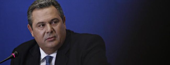 ΚΑΜΜΕΝΟΣ: ΟΧΙ ΣΤΟ “ΜΑΚΕΔΟΝΙΑ” – ΣΕΚΕΡΙΝΣΚΑ: “ΕΙΣΒΟΛΕΙΣ” ΜΟΝΟ ΩΣ ΤΟΥΡΙΣΤΕΣ