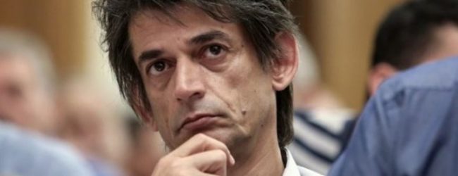 ΝΙΚΟΣ ΚΑΡΑΝΙΚΑΣ: ΤΟ ΠΟΛΙΤΙΚΟ ΣΥΣΤΗΜΑ ΖΟΡΙΖΕΤΑΙ