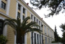 ΓΙΑ ΚΑΚΟΥΡΓΗΜΑΤΑ ΣΤΟΝ ΕΙΣΑΓΓΕΛΕΑ 62ΧΡΟΝΟΣ ΠΟΥ ΕΣΤΕΙΛΕ ΑΠΕΙΛΗΤΙΚΑ ΜΗΝΥΜΑΤΑ ΣΕ ΒΟΥΛΕΥΤΕΣ