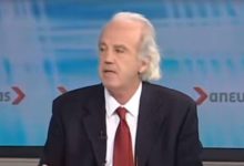 ΓΙΑΝΝΗΣ ΝΤΑΣΚΑΣ: ΠΑΝΤΟΥ ΟΙ ΔΗΜΟΣΙΟΓΡΑΦΟΙ ΕΛΕΓΧΟΥΝ ΠΟΛΙΤΙΚΟΥΣ, ΣΤΗΝ ΕΛΛΑΔΑ ΓΙΝΕΤΑΙ ΤΟ ΑΝΤΙΘΕΤΟ