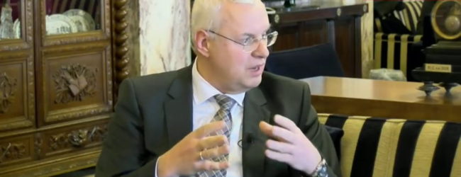ΙΛΧΑΝ ΑΧΜΕΤ: Ο ΔΙΑΧΩΡΙΣΜΟΣ ΒΟΥΛΕΥΤΩΝ ΣΕ ΜΟΥΣΟΥΛΜΑΝΟΥΣ ΚΑΙ ΧΡΙΣΤΙΑΝΟΥΣ ΠΡΟΣΒΑΛΕΙ ΤΗΝ ΝΟΗΜΟΣΥΝΗ ΤΩΝ ΠΟΛΙΤΩΝ
