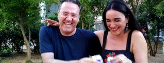ΠΑΝΗΓΥΡΙΣΑΝ ΤΗΝ “ΔΙΑΛΥΣΗ ΤΗΣ ΧΡΥΣΗΣ ΑΥΓΗΣ” ΜΕ ΜΠΥΡΑ ΒΕΡΓΙΝΑ